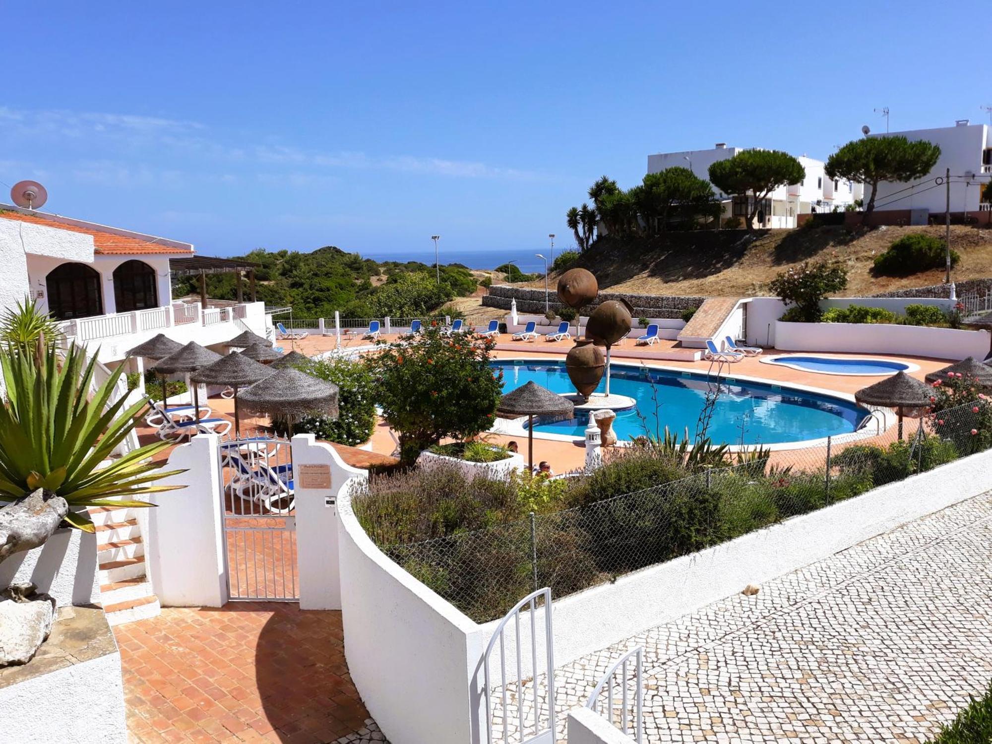 Apartamentos Salema Praia Club Kültér fotó