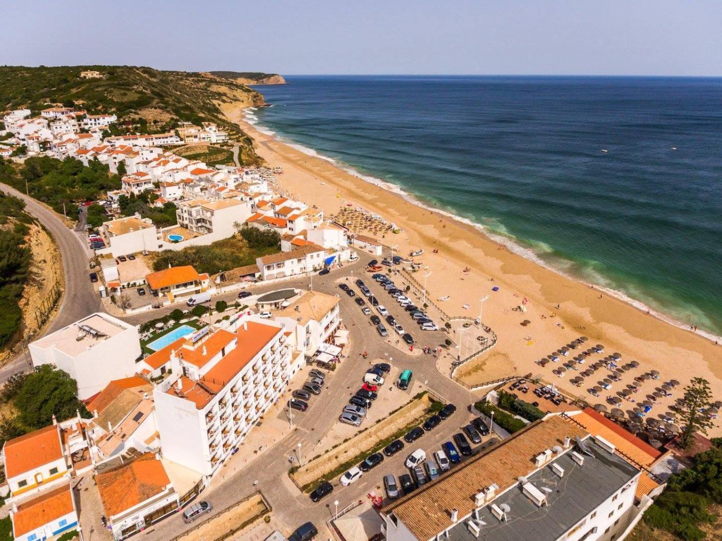 Apartamentos Salema Praia Club Kültér fotó