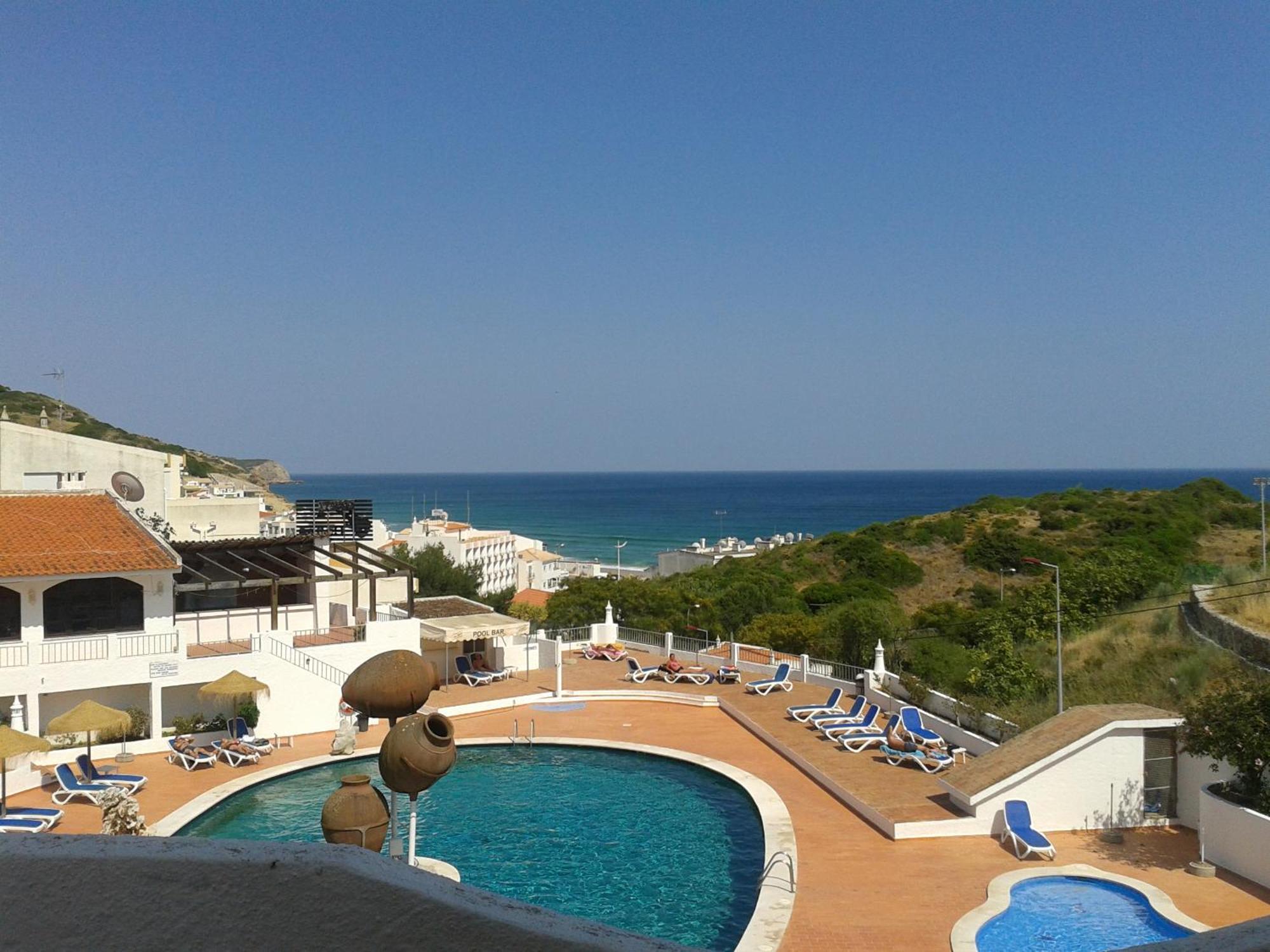Apartamentos Salema Praia Club Kültér fotó